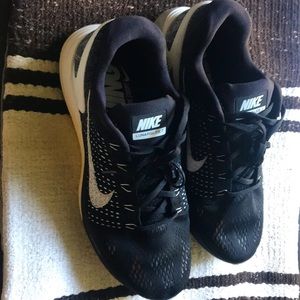 MEN’S 10.5 NEW NIKE Lunarglide 7